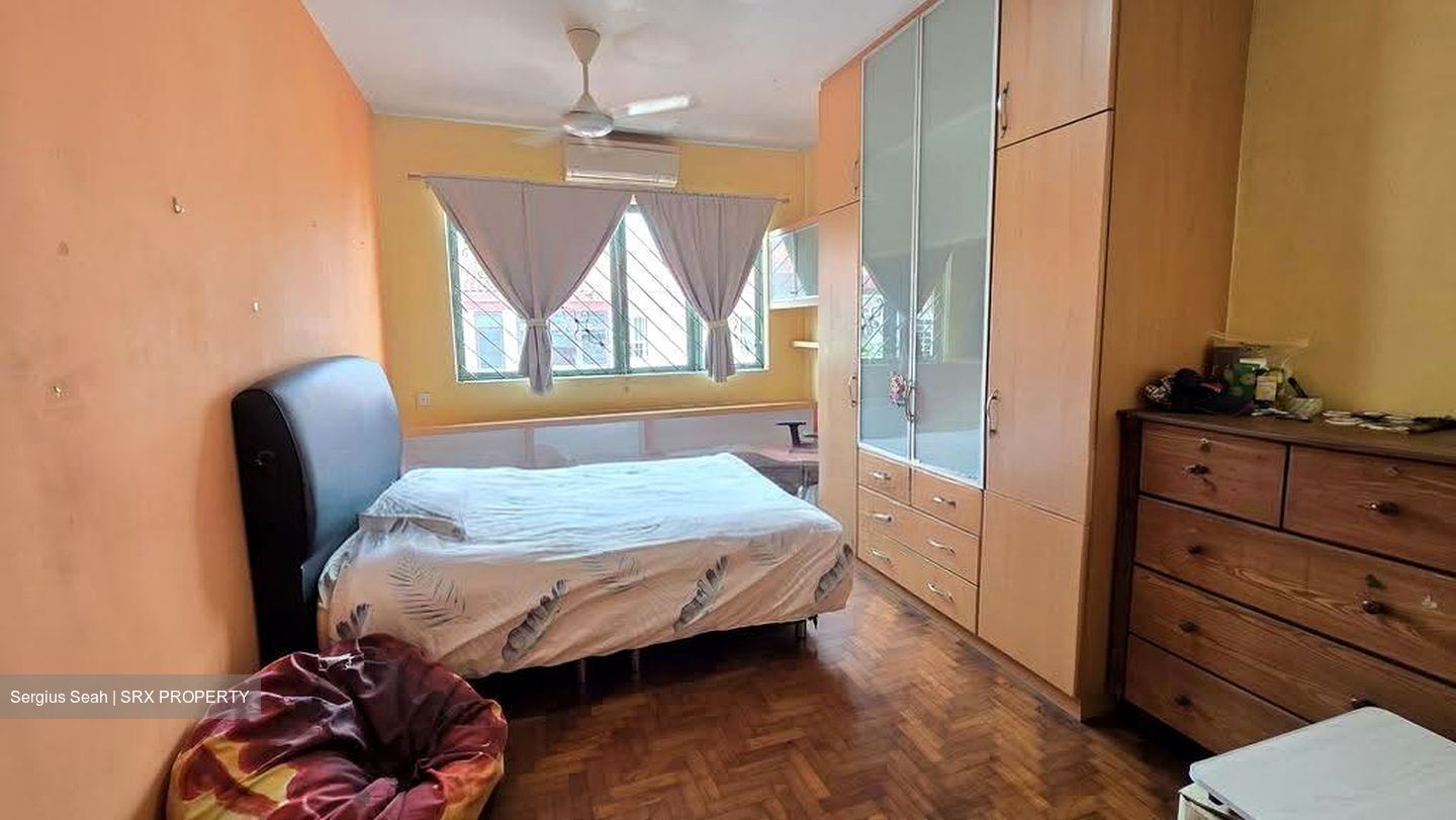 Golden Rise Estate (D21), Terrace #622509901